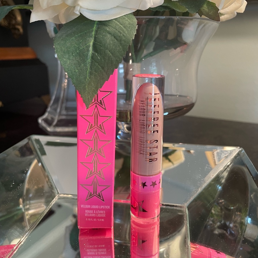 ✨🆕✨💄Jeffree Star💄Velour Liquid Lipstick - Jeffree’s Nudes - NIB